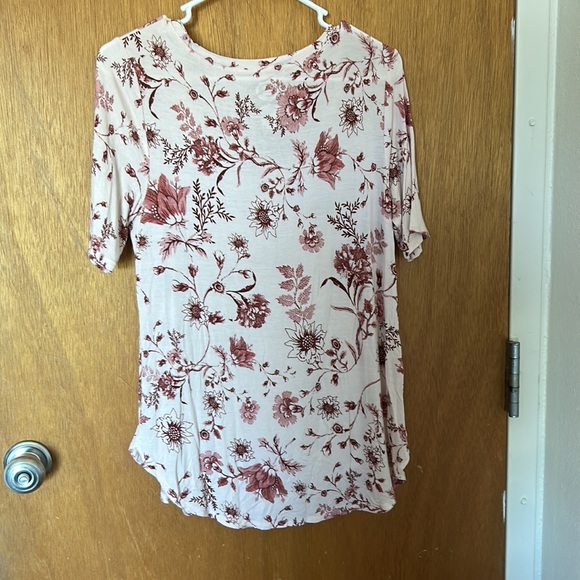 Floral Maurice's Top - Picture 2 of 5